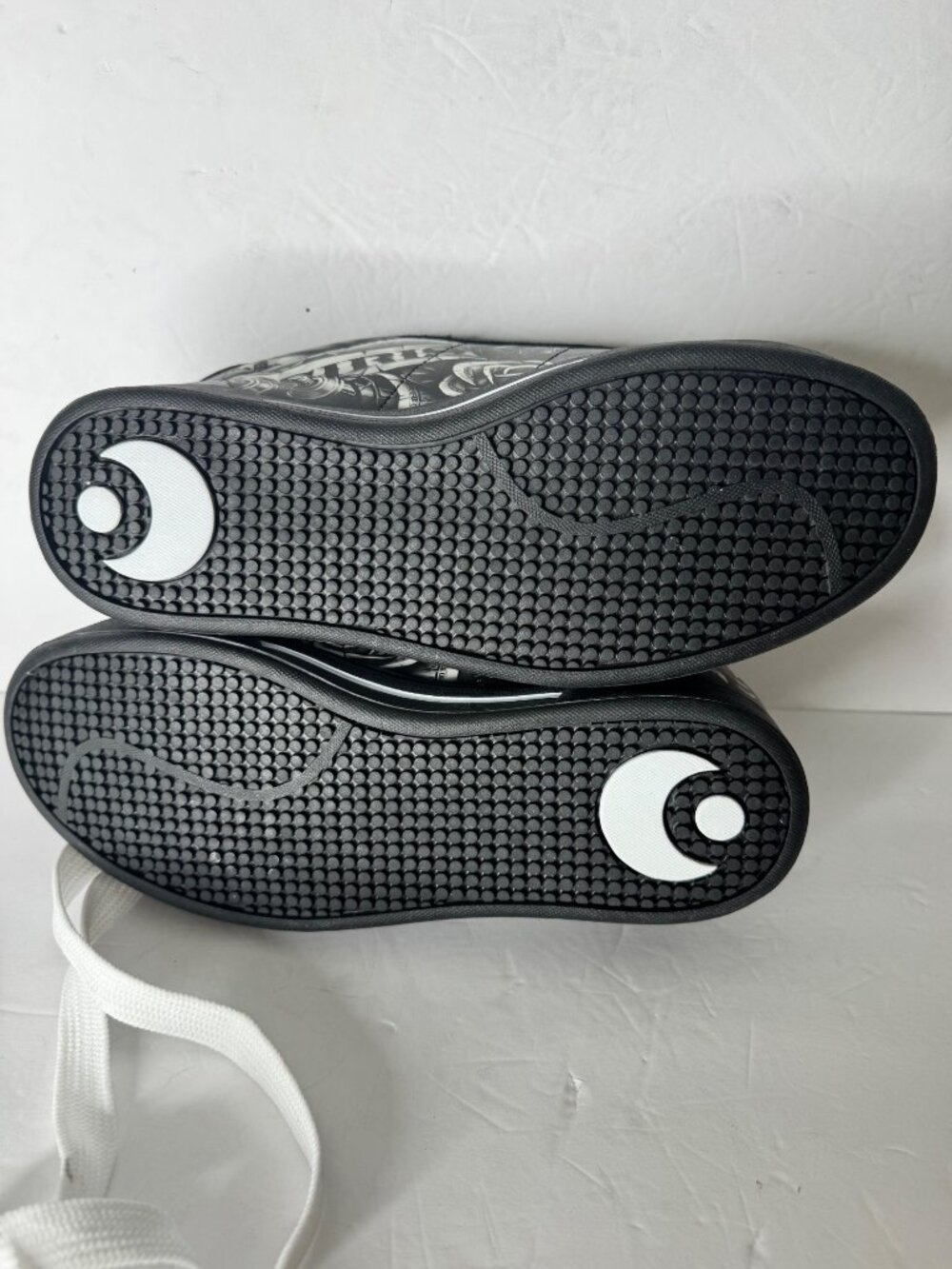 Osiris Serve Abel Y2K Skate Sneaker Tattoo Skull Pistol Black White US 9 EU 42 - Picture 10 of 11